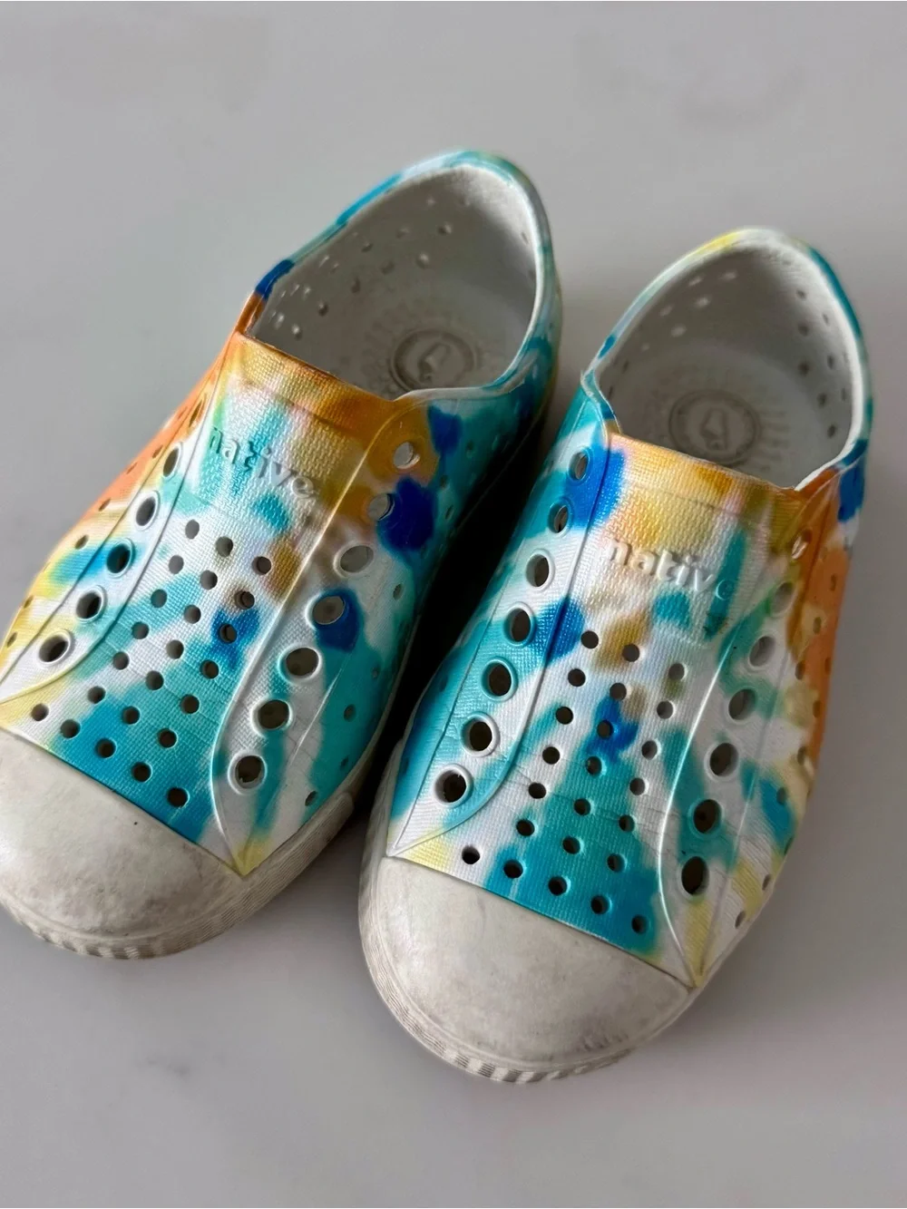 Native Kids Jefferson Water Shoes in Teal, Blue & Yellow Tie-Dye
